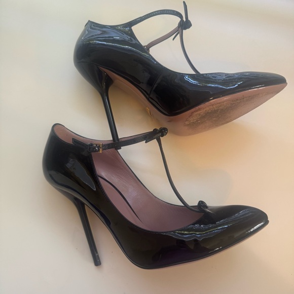 Gucci Black T-Strap Heels with Stiletto - Picture 4 of 10